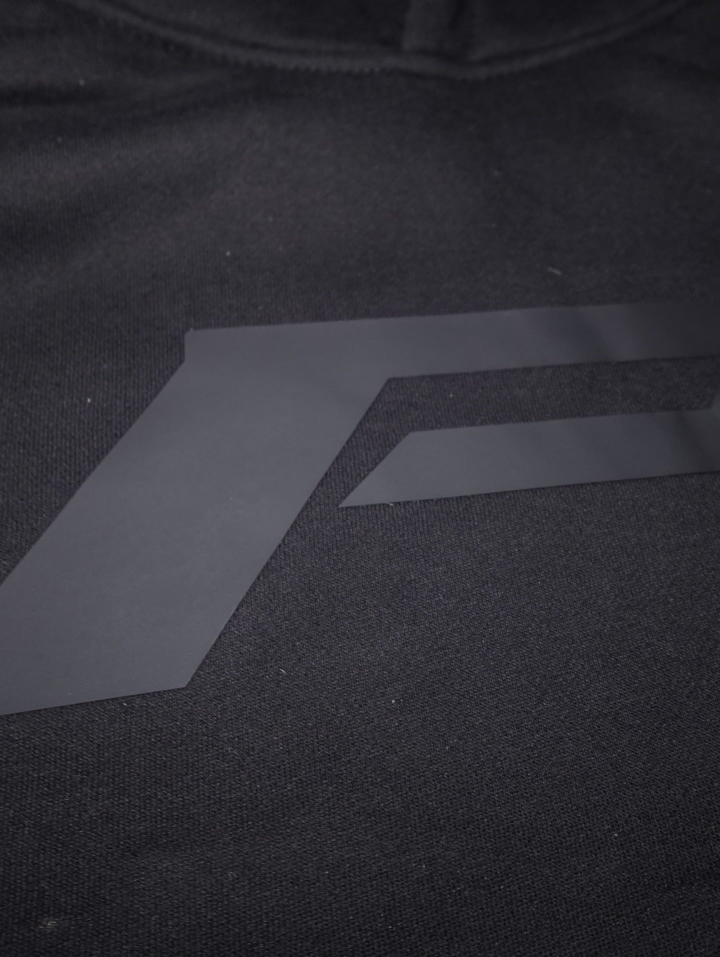 NOIR HERO HOODIE